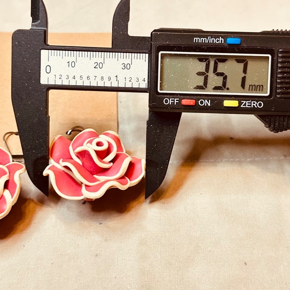 Rose & Bead Large Dangle Earrings Vintage Polymer Clay - Picture 12 of 13